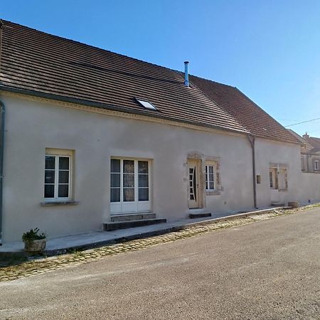 Chambres Chez L Habitant Frasne-les-Meulieres Exterior photo